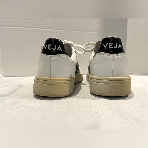 VEJA V-10 White Black Leather Low Top Lace Up Sneakers Men’s Size 9 (42) - Picture 4 of 6